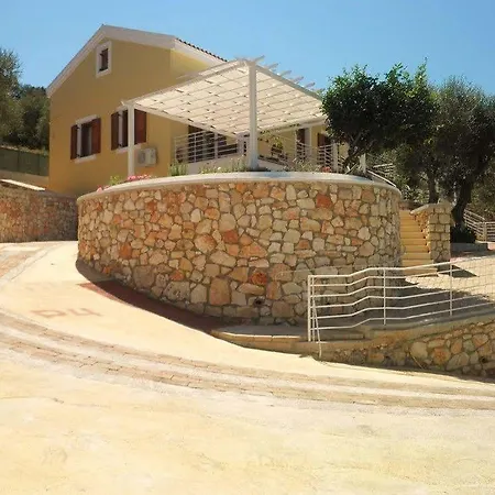 Tesoro Of Ithaca Apartman *