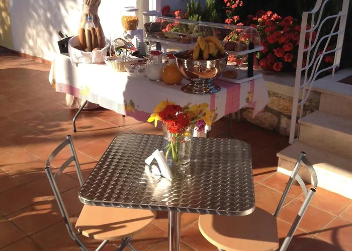 Tesoro Of Ithaca Apartmán *