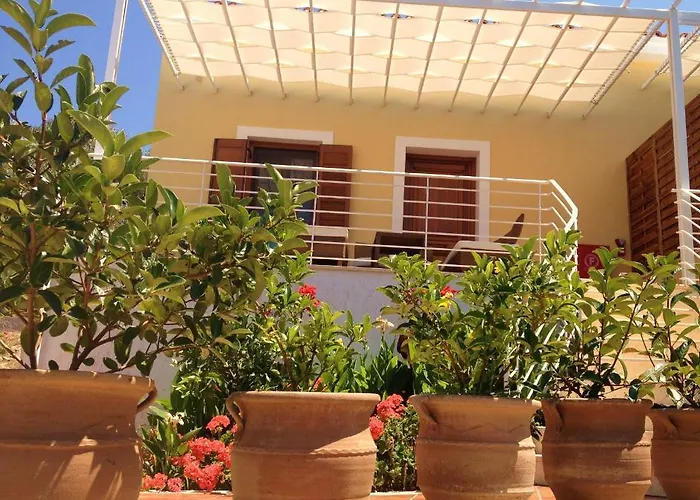 Tesoro Of Ithaca Apartmán *