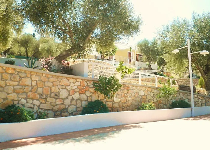 Tesoro Of Ithaca Apartmán *