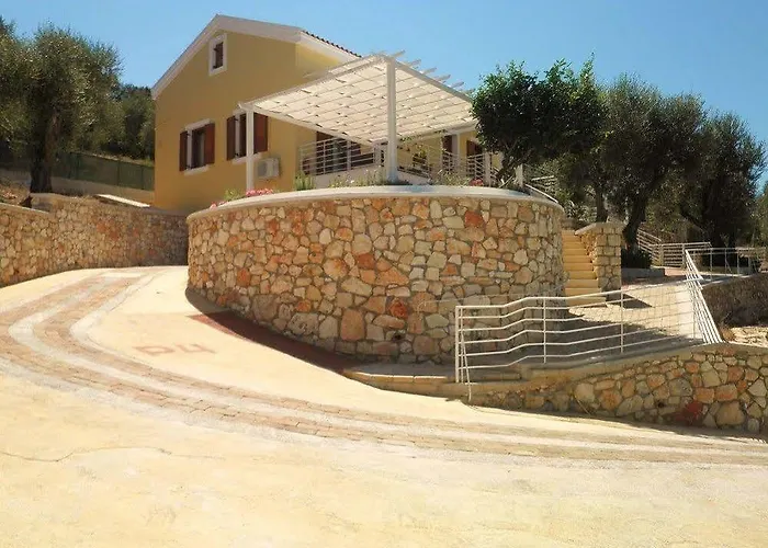 Tesoro Of Ithaca Apartmán *