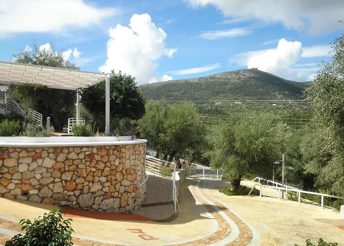 Tesoro Of Ithaca * Stavros (Ithaka)