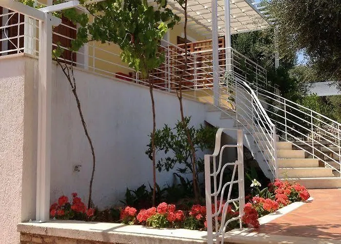 Tesoro Of Ithaca Apartmán