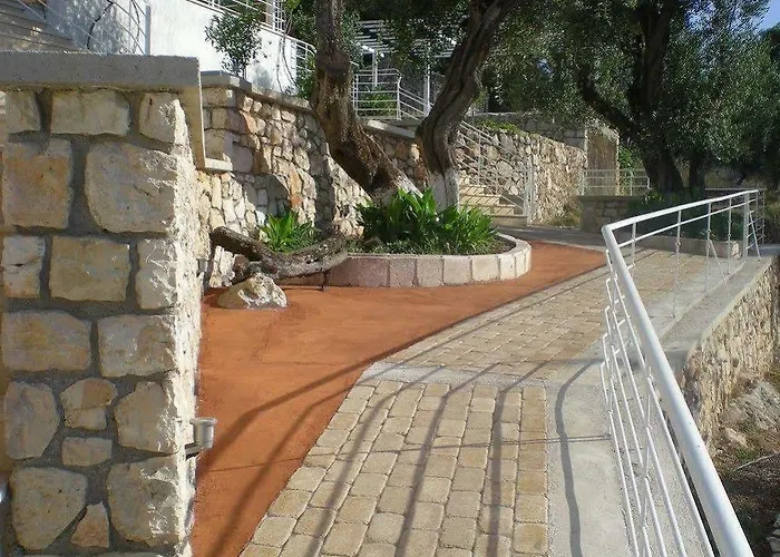 Tesoro Of Ithaca Apartmán