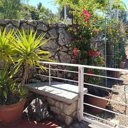 Tesoro Of Ithaca Apartment