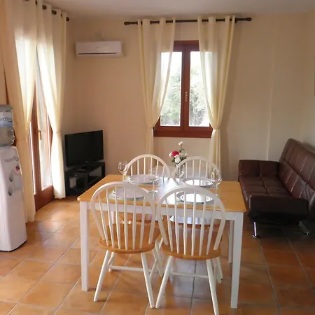 Tesoro Of Ithaca * Stavros (Ithaka)